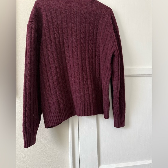 Hollister Maroon Cable Knit Sweater - Picture 4 of 7